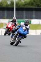 enduro-digital-images;event-digital-images;eventdigitalimages;mallory-park;mallory-park-photographs;mallory-park-trackday;mallory-park-trackday-photographs;no-limits-trackdays;peter-wileman-photography;racing-digital-images;trackday-digital-images;trackday-photos